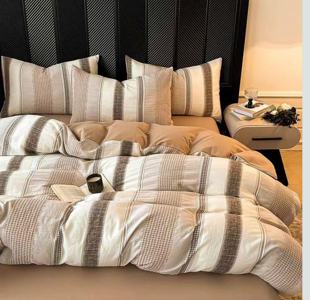 The Jacquard Cotton Linen Duvet Cover Set - Brown & Grey Details